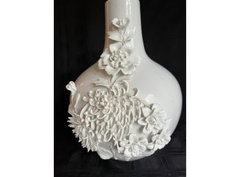 (#1) Potten 2006 From Paris White Porcelain Vase Ornate Applied Flowers