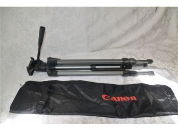(#68) NEW Canon Tripod Adjustable Stand In Case