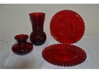 (#170) Vintage Ruby Red Serving Plate (2) And Vintage Royal Ruby Red By Anchor Hocking Bud Vases