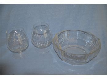 (#142) Brandy Glasses (2), Glass Serving Salad / Fruit Bowl