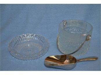 (#144) Vintage Teleflora Teardrop Glass Ice Bucket With Metal Handle Made In France And Crystal Ash Tray