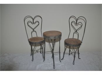 (#212) Doll Furniture Wood And Metal Bistro Set 5'W X 14'H