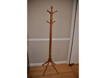 (#65) Wood 4 Legged Floor Standing Coat Rack 6 Hooks 64' Height
