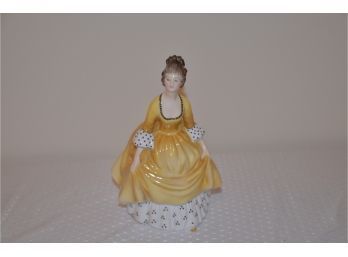 (#7) Royal Doulton Bone China England Coralie HN2307 Dancing Women In Yellow Dress Figurine Statue