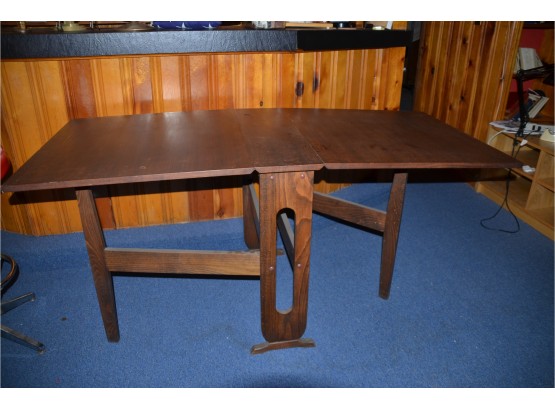 (#226) Drop Leaf Wood Table  (check Description)