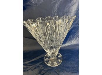 (#102) Vintage Fan Crystal Vase