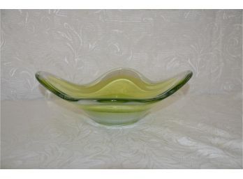 (#101) Vintage Mid Century Olive Green And White Glass Bowl 12x10