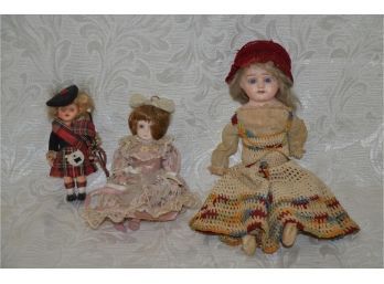 (#87) Vintage Unmarked Dolls Scottish 6' Pink Dress 8' And Crochet Dress Doll 13'