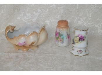 (#42) Victorian Sugar Shakers 4.5'H And Victorian Hand-Painted Compote Bowl 7x4