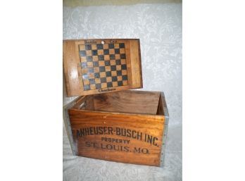(#80) Vintage Bottle Cap And Checkers Wooden Anheuser-Busch Inc. Property St. Louis Budweiser Game Box