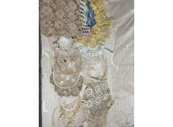 (#147) Vintage Assorted Crochet Dollies