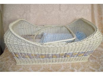 (#285) Infant Baby Portable Wicker Basket With Handle