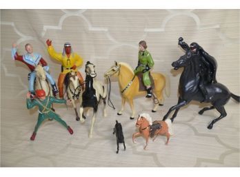 (#201) Assorted Lot Of Children Play Plastic Horses And Men Horse Riders