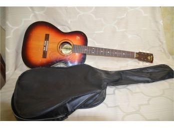 (#207) Espana Guitar Finest Guaranteed Quality With Soft Case 39' (missing 1 String)