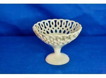 (#152)  Lillian Vernon Ceramic Reticulated Pierced Compote Bowl  NEW