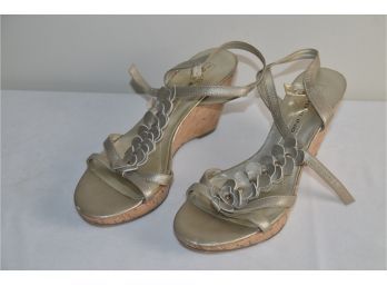 (#229) Bandolino Gold Silver Cork Heel Shoe Size 6.5