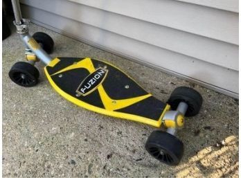 Fuzion 4 Wheel Kick Scooter Skateboard