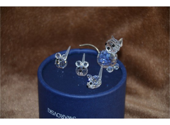 (#117) Swarovski Crystal Miniature 3/4' CAT And 3 FIELD MICE Art Glass Figurine With Box