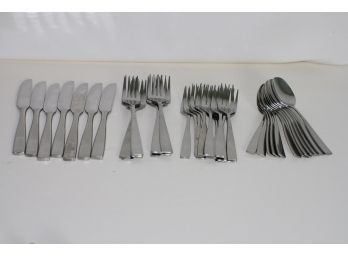 (#96) MCM Rogers Stainless Steal Flatware