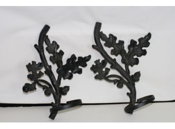 (#126) (2) Pair Of Cast Iron Hanging Potted Plant Holder