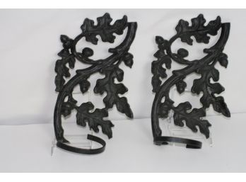 (#9) Pair Of Cast Iron  Wall Mount Flower Pot Holder - Acorn And Leaves Design - Heavy