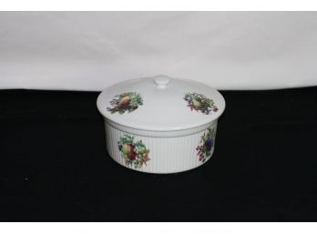 (#83) Made In France -Apilco Porcelain Covered Bowl/casserole -france Fruit  Design