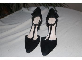 Cole Hann Ladies Black Suede Leather T-strap Kit Heel - Zip-on - Shoe Size 7.5