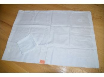 (#113) Light Sheer Oblong 60x88 Table Cloth Linen With Napkins