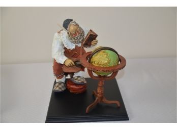 (#54) Santa Claus Sitting Reading With World Globe (globe Broke, But Easy Repair)