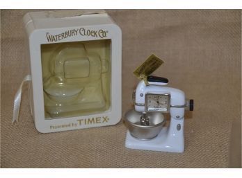 (#242) Mini Timex Waterbury Clock Mixing Bowl In Original Box