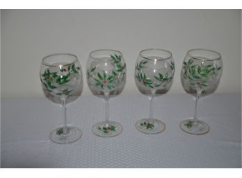 (#38) Hand-painted Holly Berry Wine Glasses 8'H Set Of 4 Machine Washable