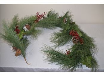 (#76) Holiday Christmas Garland Pinecones And Berry 72' Long
