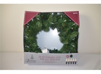 (#80)  NEW Wreath Chimes LED Pre-lit 24'