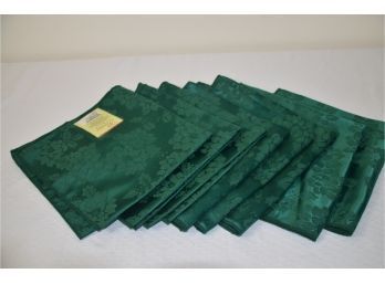 (#99) Damask Poinsettia Green Dinner Napkins (8 Of Them) New With Tags