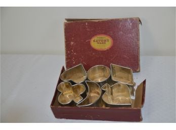 (#154) Vintage Savory Ware Metal Cookie Shape 6 Cutters (box Damaged)