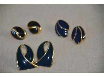 (#64) Lot Of 3 Pierced Earrings 1- Napier Black Enamel Gold Tone 2- Pair Of Monet Black /Navy Enamel Gold Tone