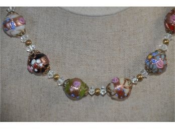 (#43) Choker Glass Bead Necklace 16' Opened