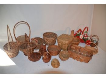 (#47) Lot Of Assorted Smaller Size Baskets