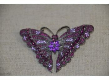(#27) Vintage Metal Lavender Butterfly Rhine Stones Beautiful