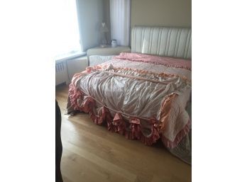 Vintage Coral Twin Reversible Comforter Blanket With Custom Balloon Swag Drapes