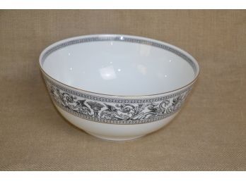 (#7) Wedgwood Bone China Colonnade Large Vegetable Bowl 10' Round By 4.5' Height