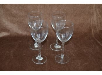 (#38) Set Of 4 Wine Glasses
