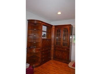 Thomasville Wall Unit Has Extra Corner Piece - See Details