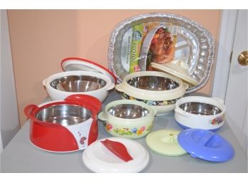 (#38) Plastic With Metal Insert (6) And Roasting Tins (5)