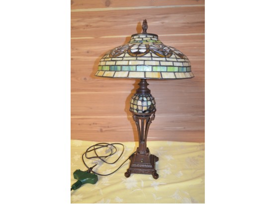 (#91) Beautiful Tiffany Glass Lamp (3way Switch)