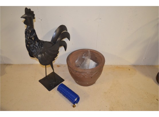 Metal Floor Standing Rooster And Clay Planter, Coil Hose New (see Details)