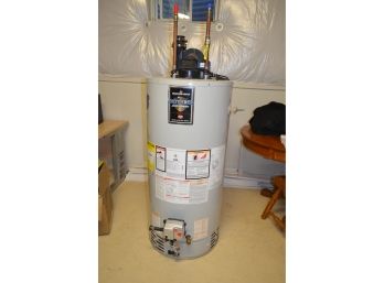 NEW Never Used Water 50 Gal. Heater Bradford Performance System Model M1TW50S6FBN