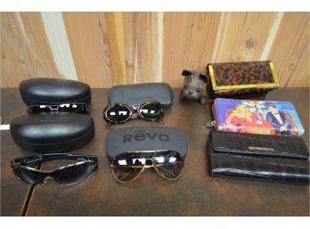 (#120) Genuine Sunglasses Prada, Gucci, Dolce Cabanna, LV Dog Key Chain
