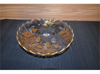 (#60) Vintage Gold Filigree Glass Bowl
