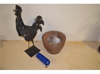 Metal Floor Standing Rooster And Clay Planter, Coil Hose New (see Details)